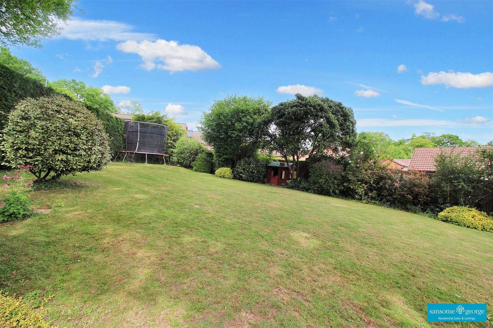 Huscarle Way, Tilehurst, Reading